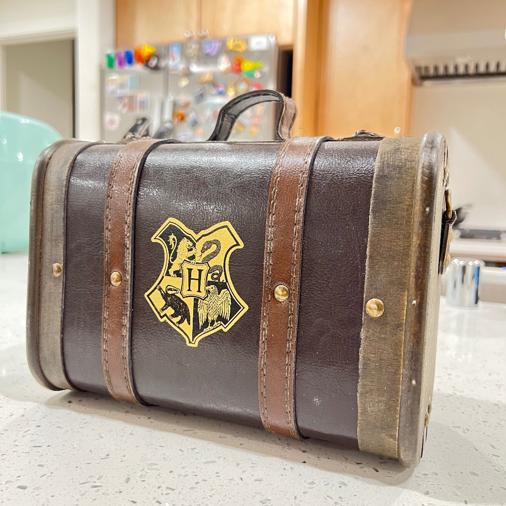 Harry Potter Hogwarts Mini Trunk